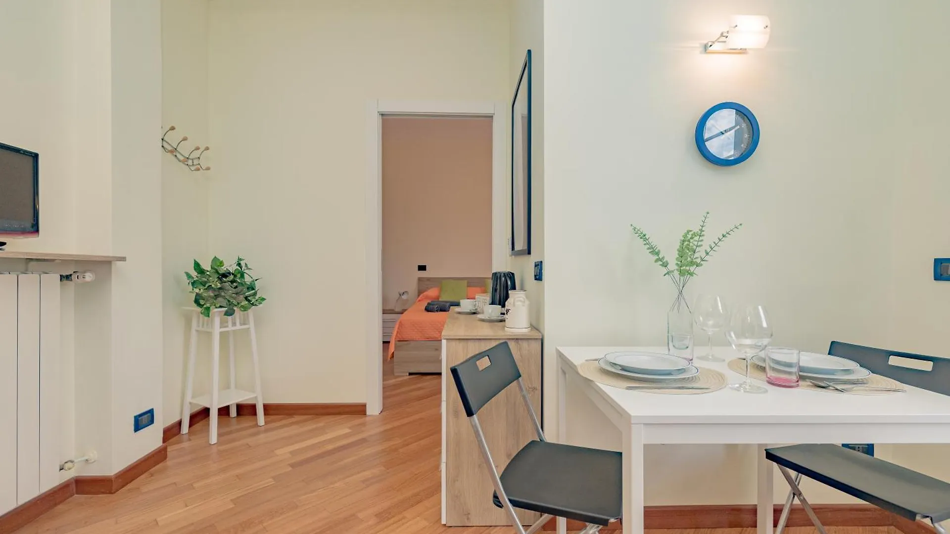 Apartment Porta Vittoria - Linate Urban Stay - 10 Minuti Aeroporto Self-Check-In Milan Italy